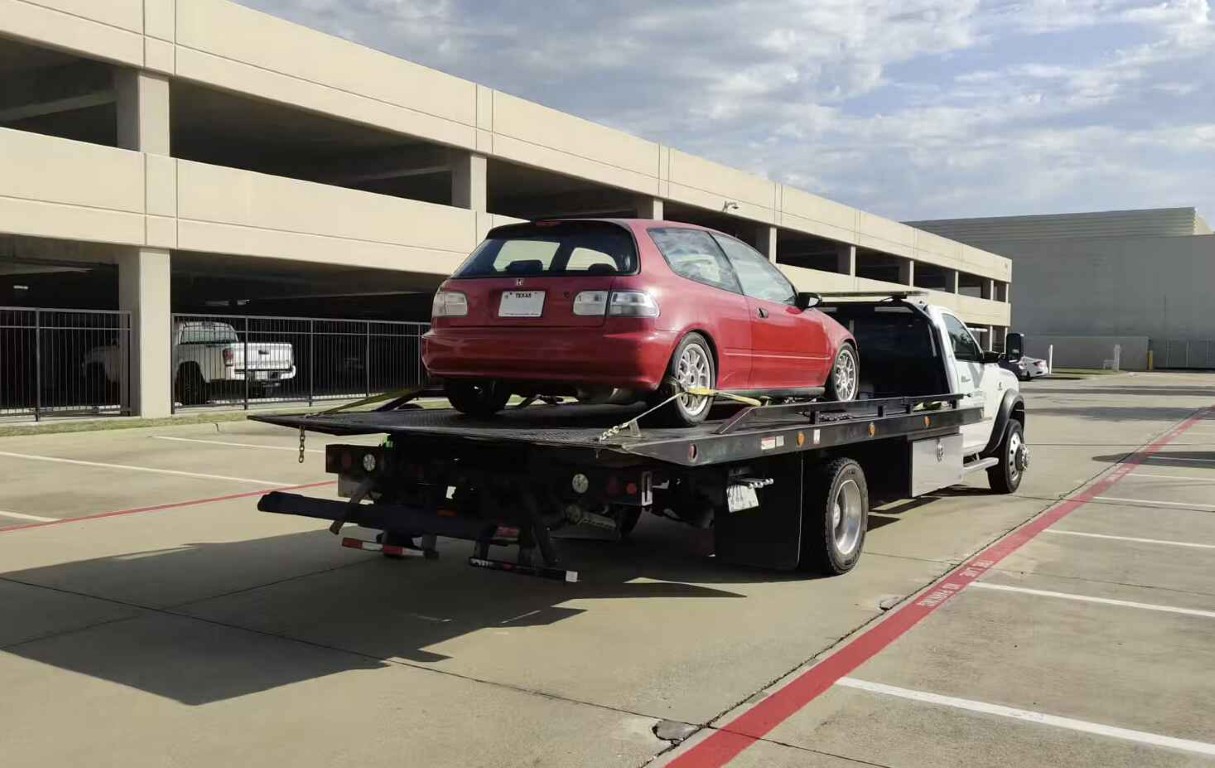 Flatbed Towing service in Friendswood, TX